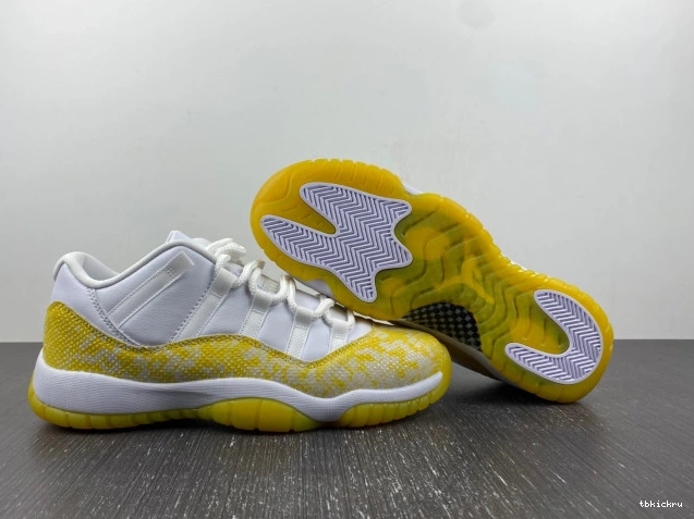 Reps TBK WMNS Yellow Low Snakeskin Air AH7860-107 Jordan 11 0719